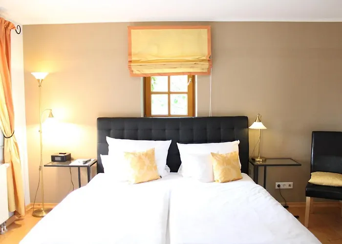 מלון Landhotel Kallstadt 3*