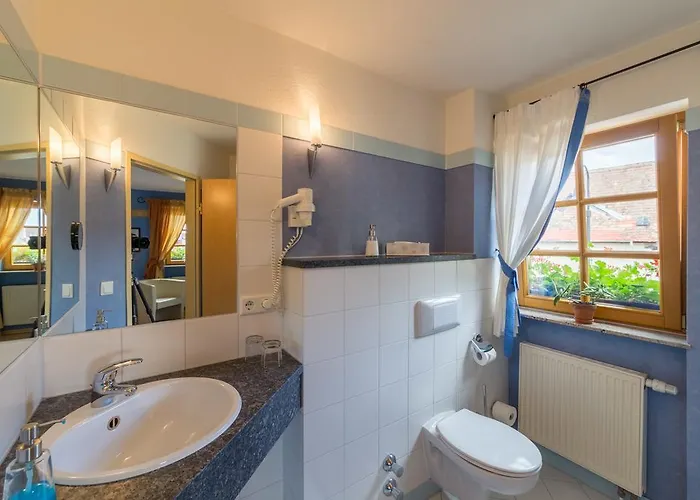 Landhotel Kallstadt מלון 3*